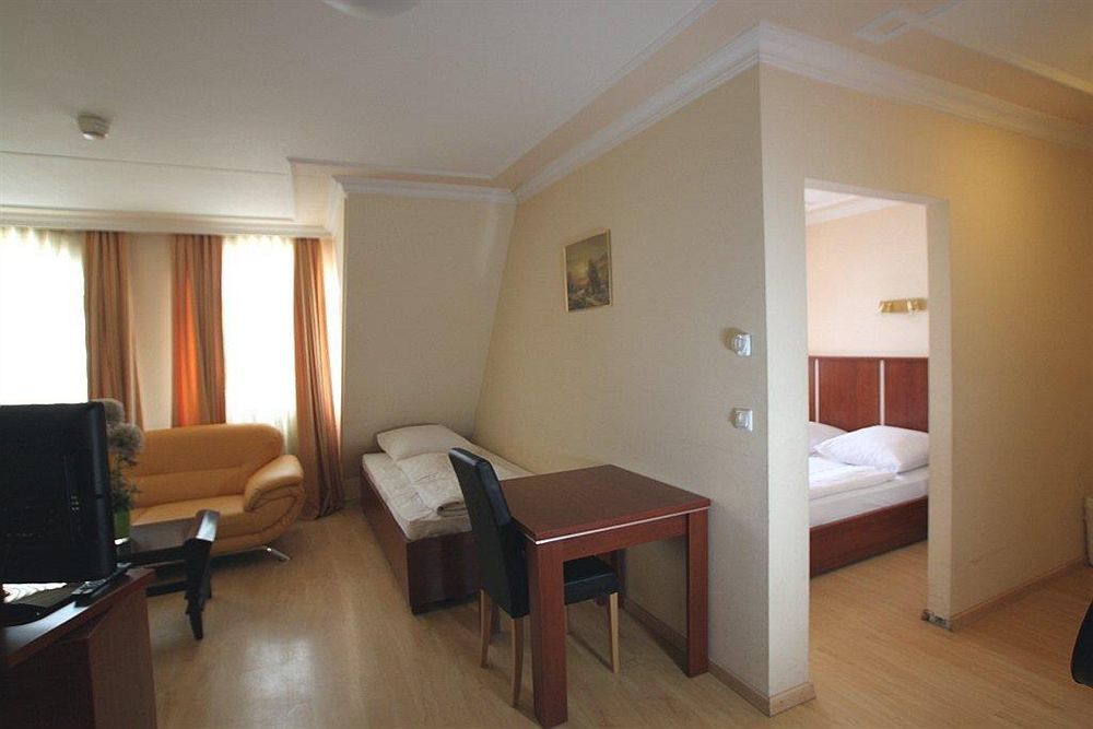 Hotel Atlas Residence Мюнхен Екстериор снимка
