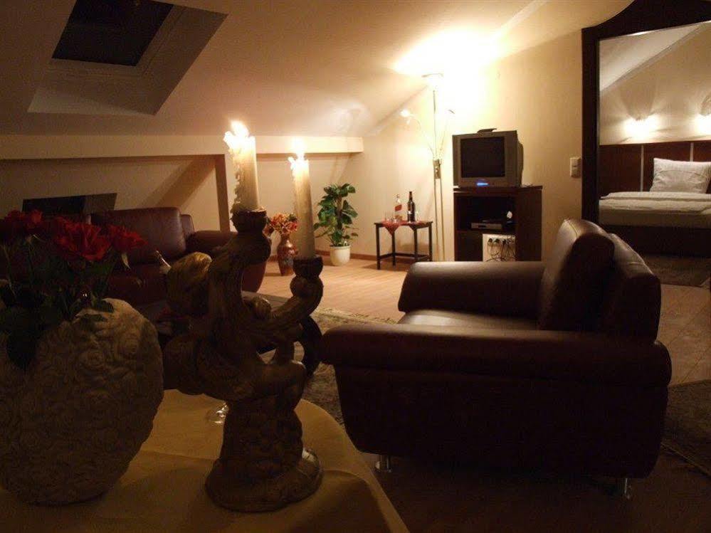 Hotel Atlas Residence Мюнхен Екстериор снимка